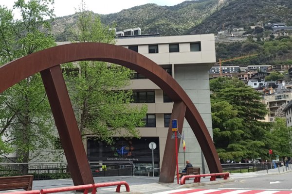 XV congrés de la CCEPC  “Institucions i poders en l’àmbit local”